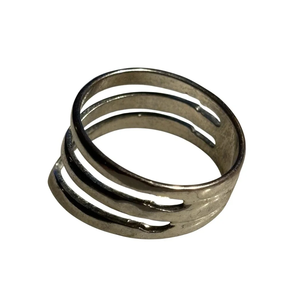 Vintage Chevron Ring‎ Open Triple Band Size 6 Silver Tone Metal Shiny Classic